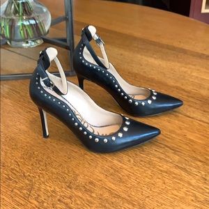 Gorgeous Sam Edelman studded, black pumps.